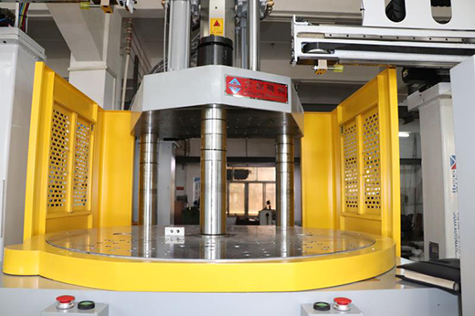 新買(mǎi)的注塑機(jī)該怎么調(diào)試?